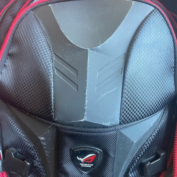 RARE Asus Backpack ROG Nomad Gaming 17 inch Laptop Black Bag Republic of Gamers - Picture 1 of 13